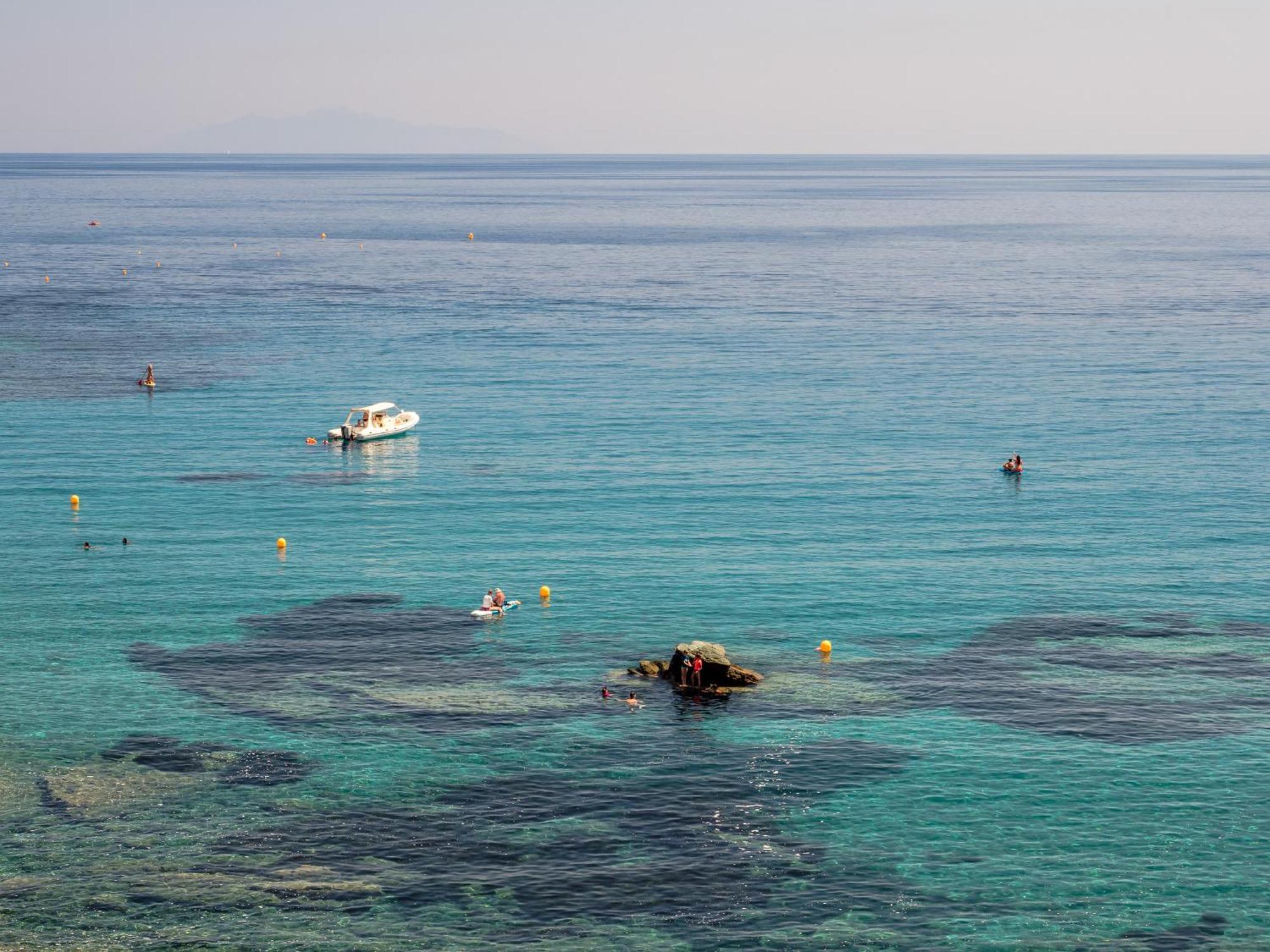 Residence Les Sources Brando Εξωτερικό φωτογραφία